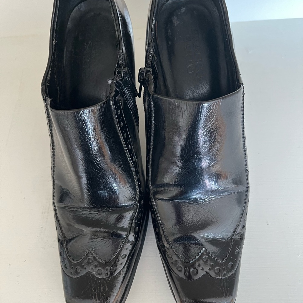 Leather shoes